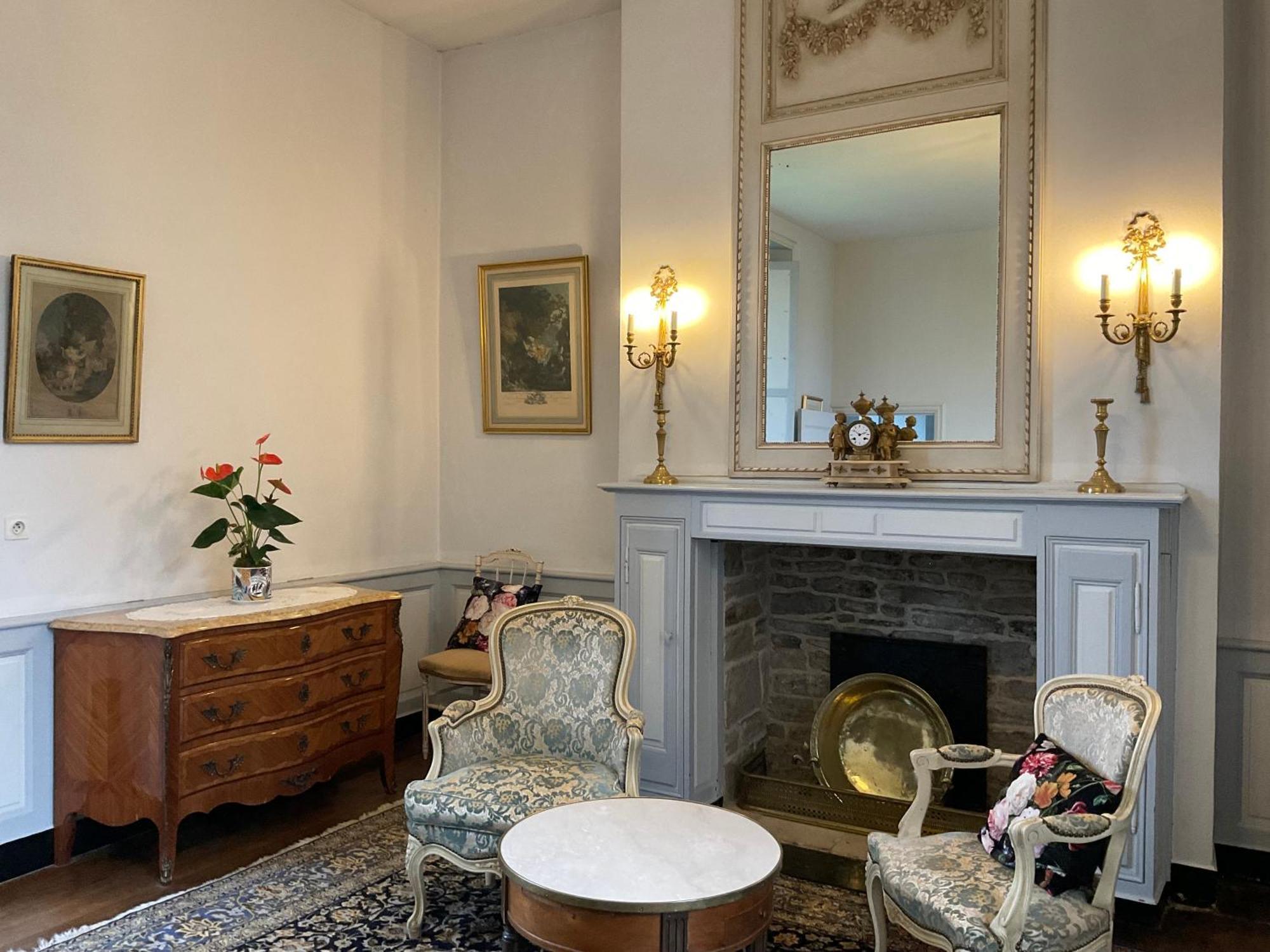 Le Logis D'Equilly Bed & Breakfast Eksteriør bilde