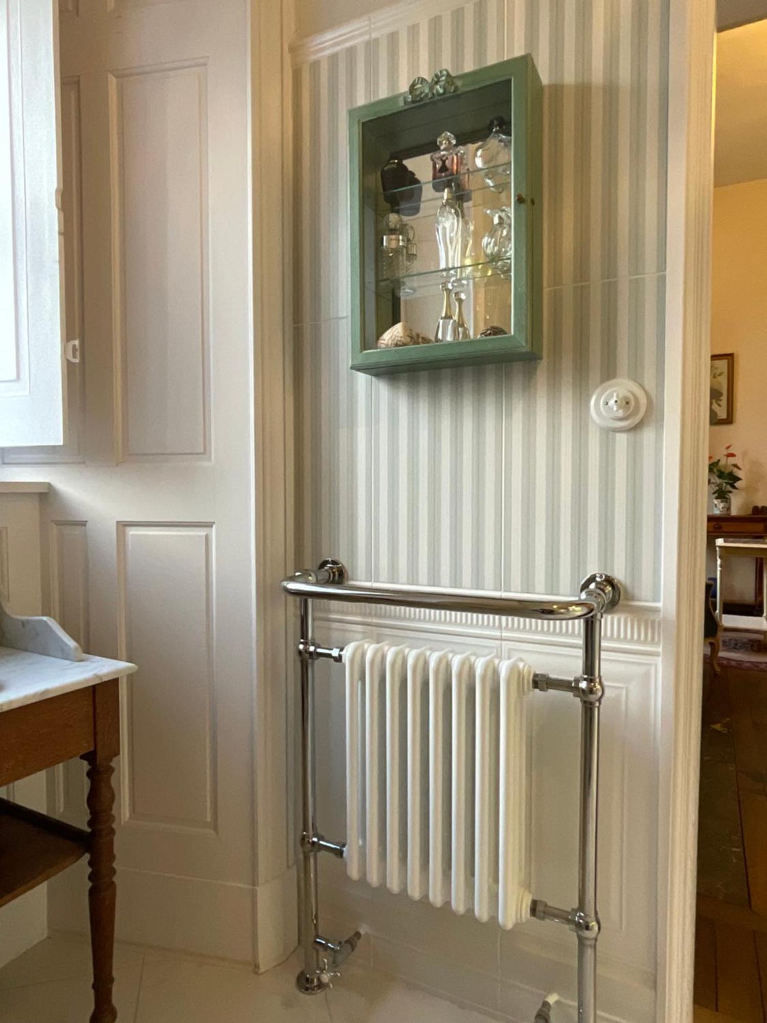 Le Logis D'Equilly Bed & Breakfast Eksteriør bilde