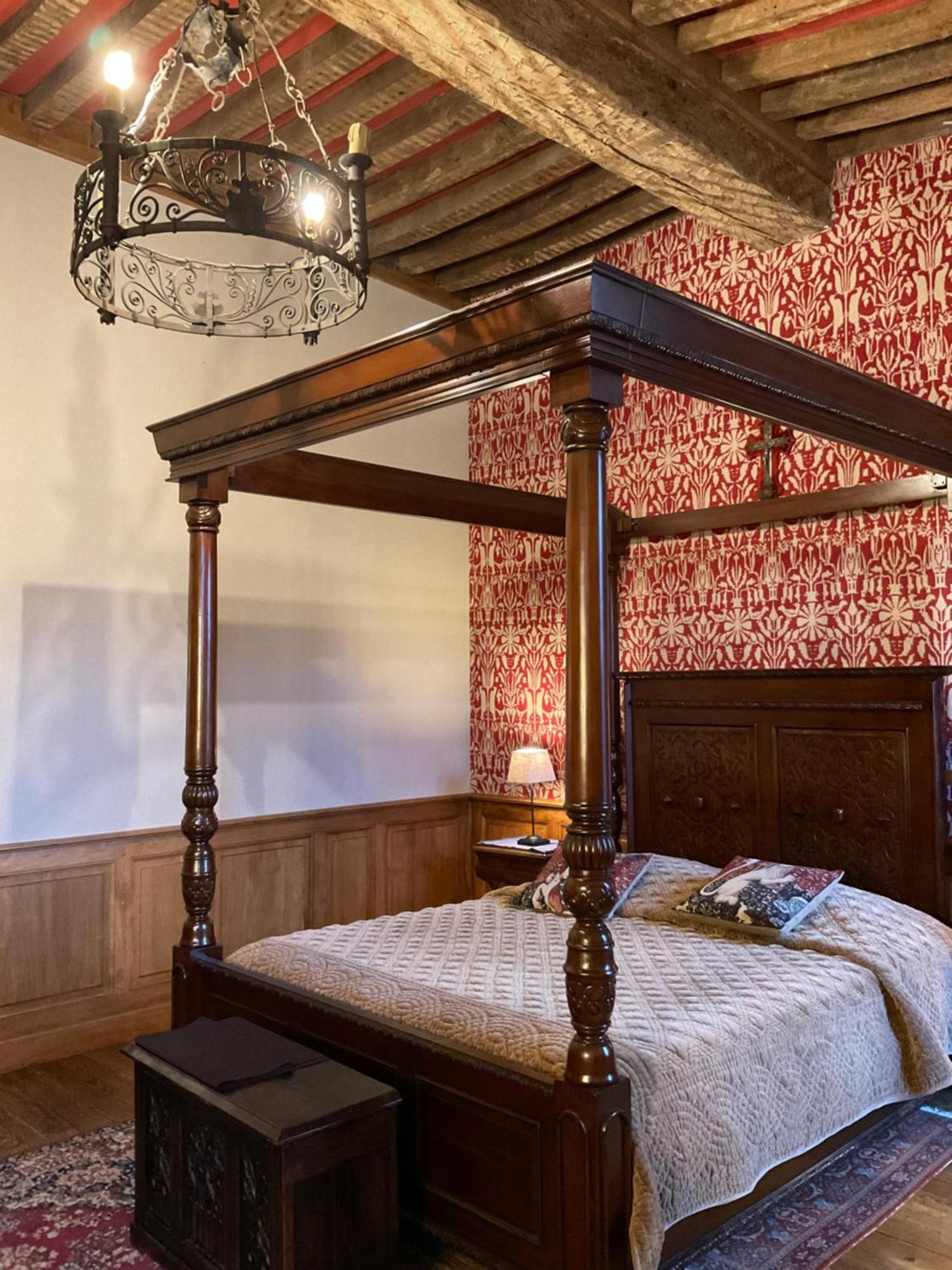 Le Logis D'Equilly Bed & Breakfast Eksteriør bilde